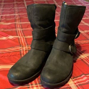 Sorel black Moto boot